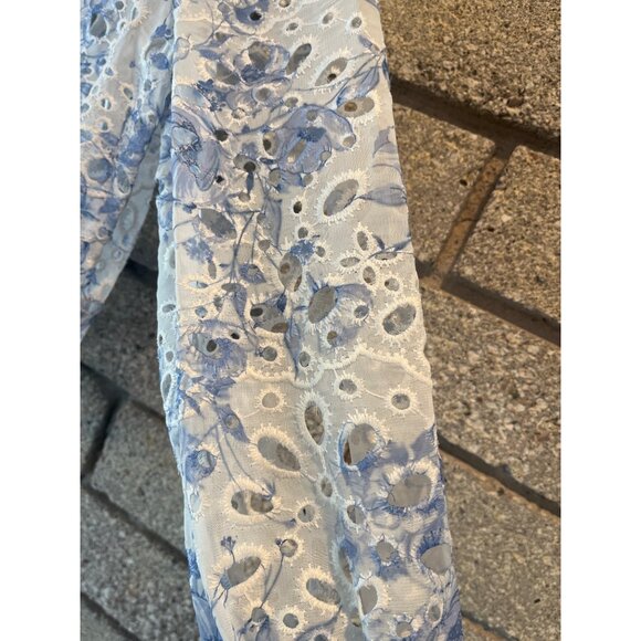 Caroline Costas Eylet White and Blue floral top Sz S - Picture 6 of 11
